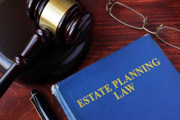 4 Signs You Should Hire an Estate Planning Lawyer - Citadel Law Firm